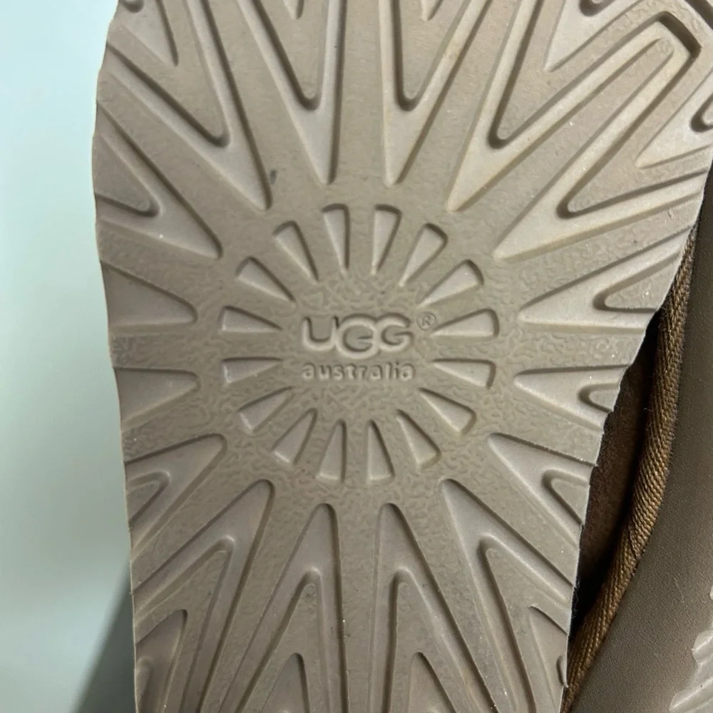 Cozy Brown Kids Ugg Boots with Bow